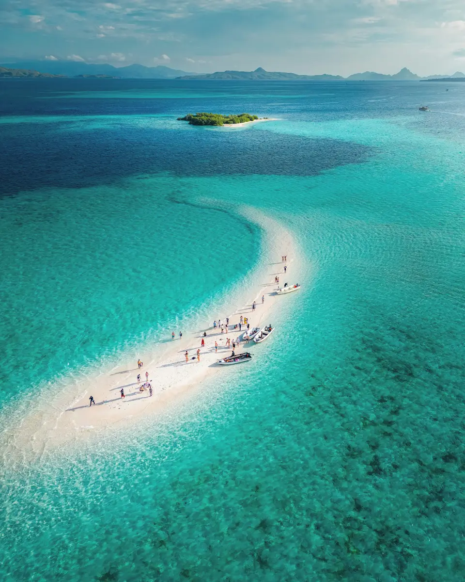 Photo of a beach and shoreline in Indonesia.